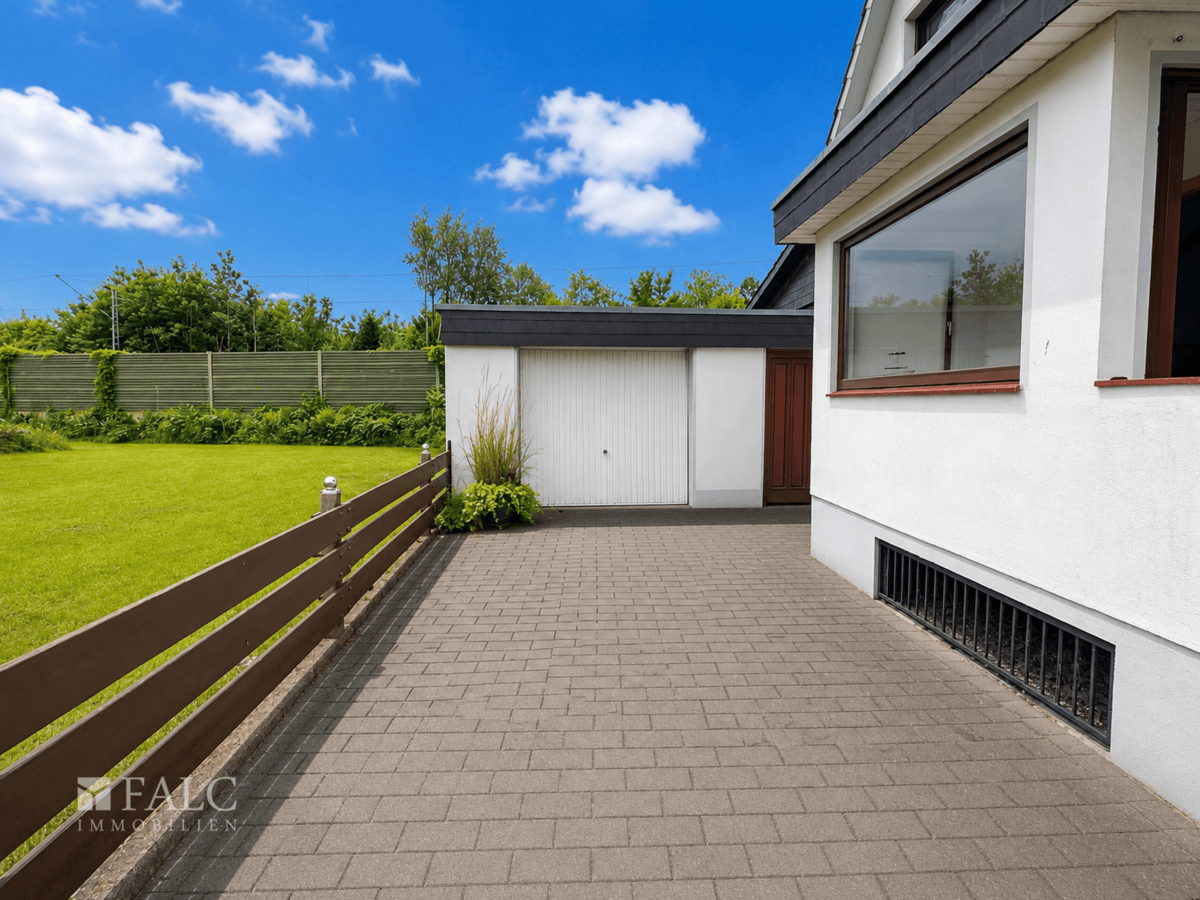 Ansicht auf die Garage