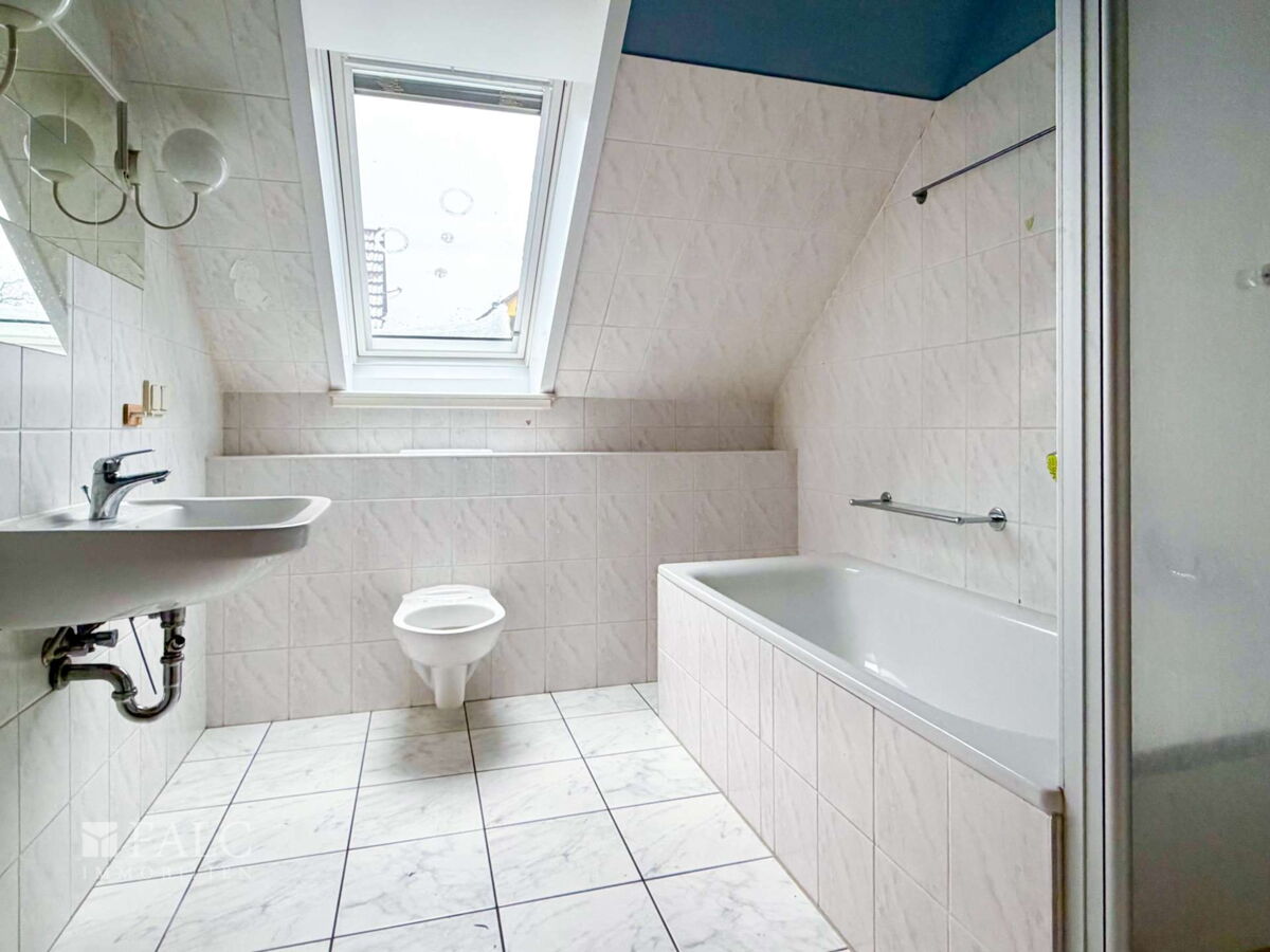 Badezimmer DG
