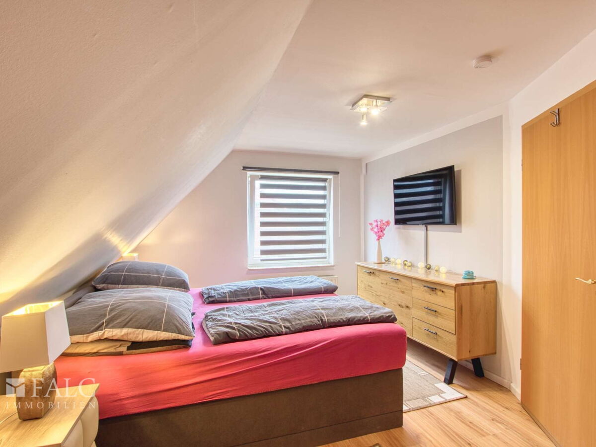 Schlafzimmer DG
