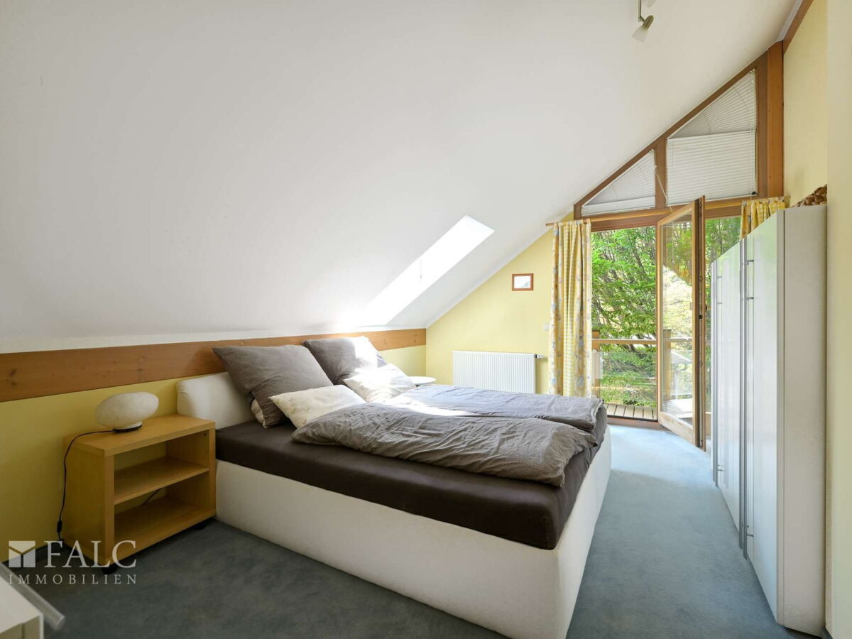 DG Zimmer 1 / Kind
