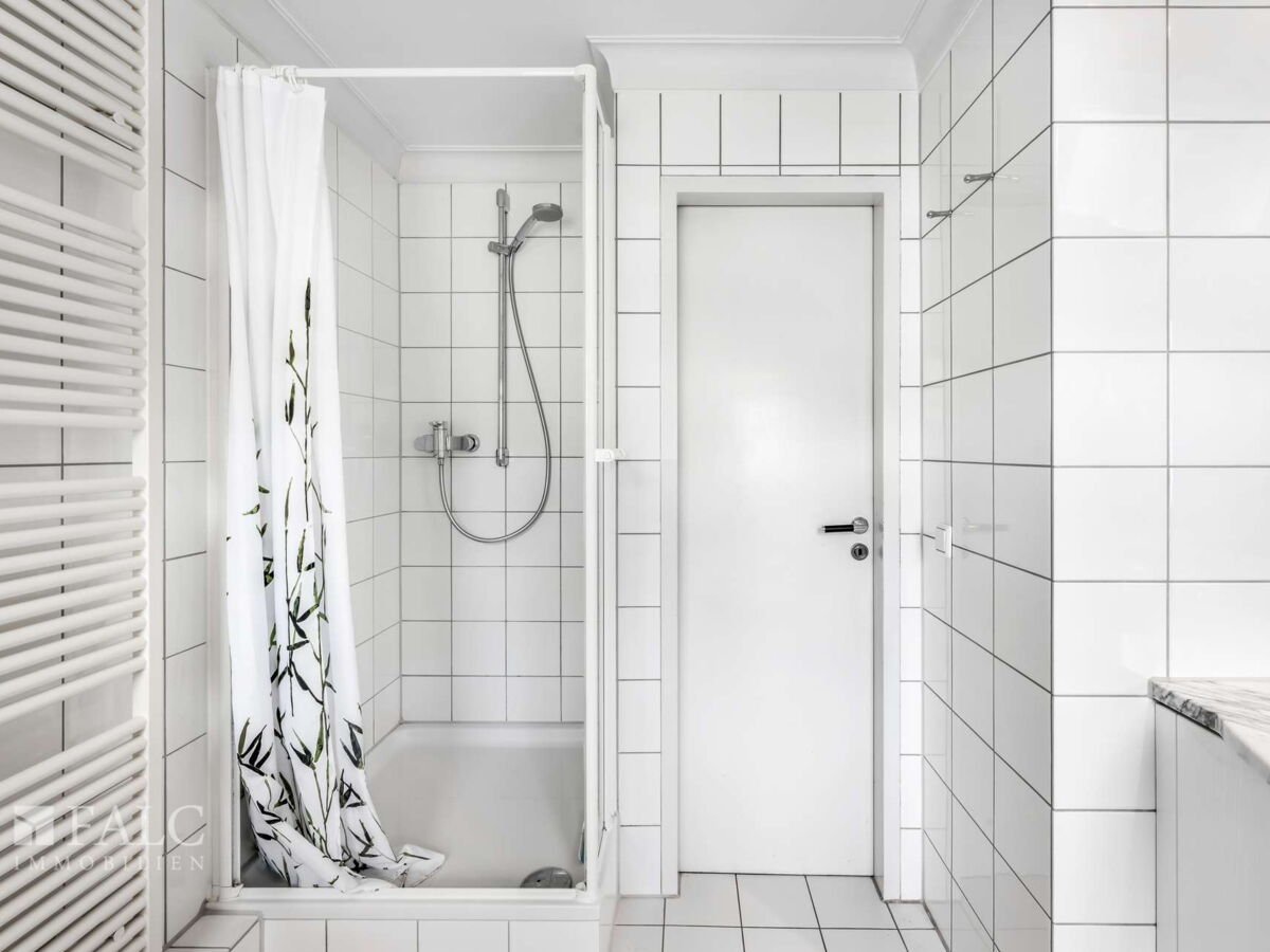 Badezimmer II - Obergeschoss