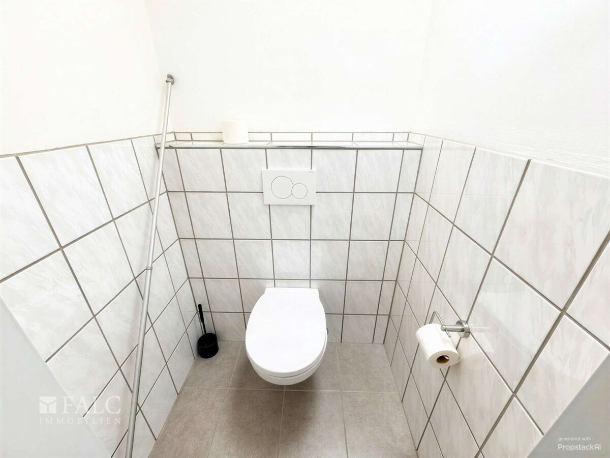 WC 2