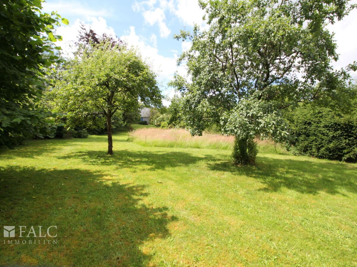 Garten ( mit KI optimiert)