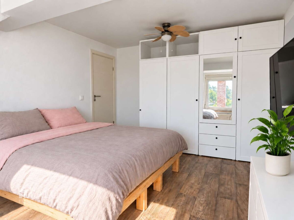 Geräumiges Zimmer im Obergeschoss