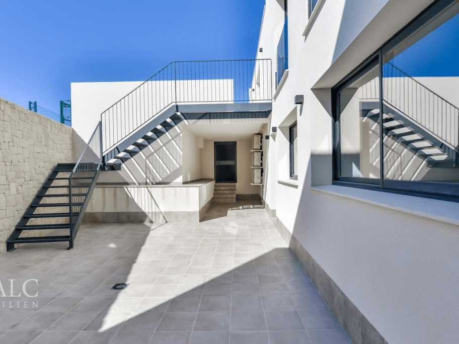 Dachterrasse / Solarium / Rooftop terrace / Solarium / Terraza en la azotea / Solárium
