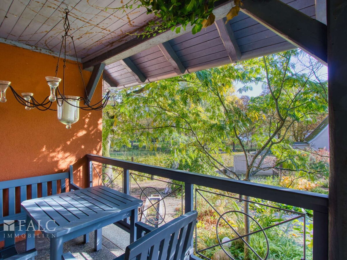 Loggia I