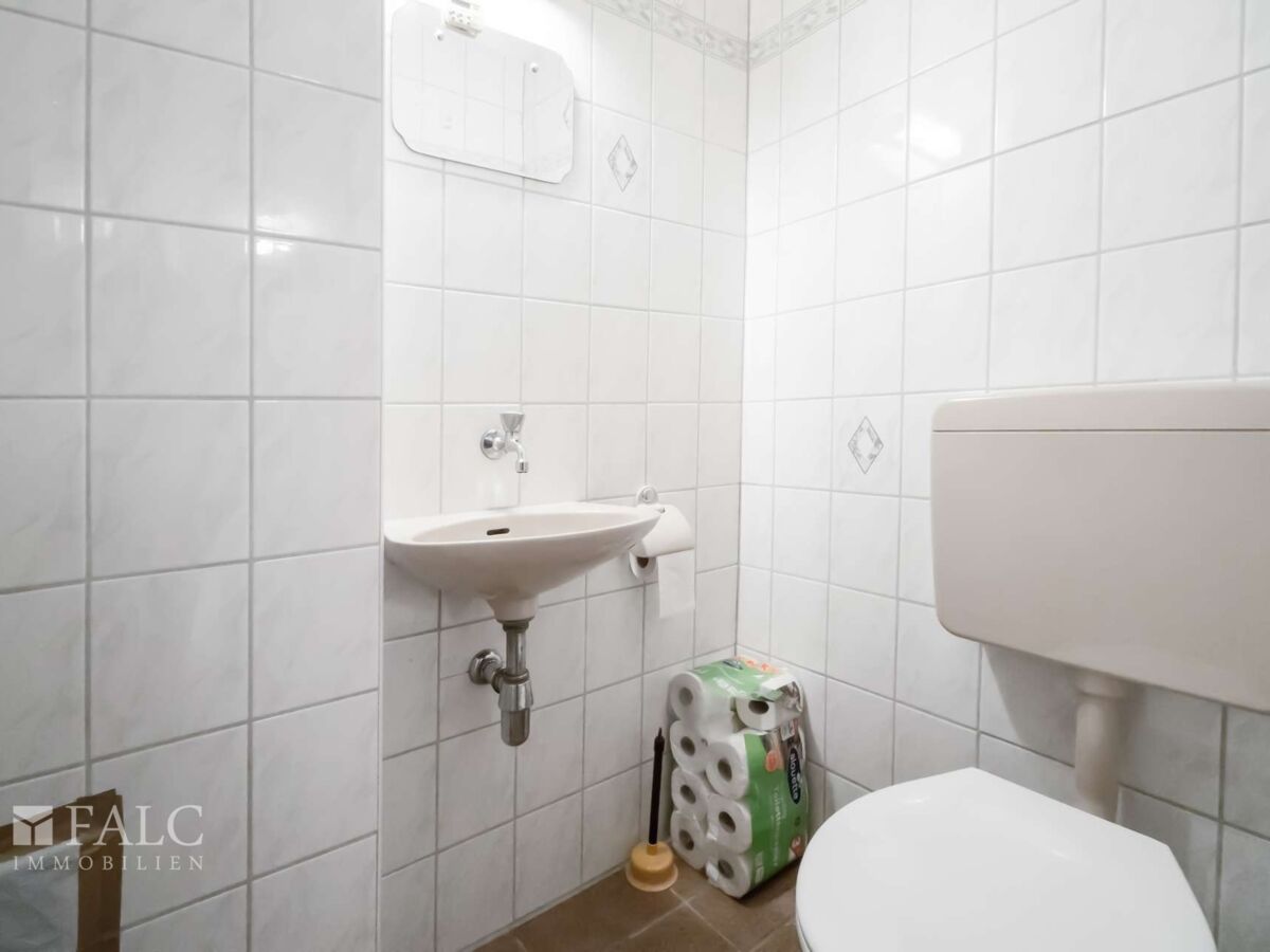 4. Wohnung Toilette