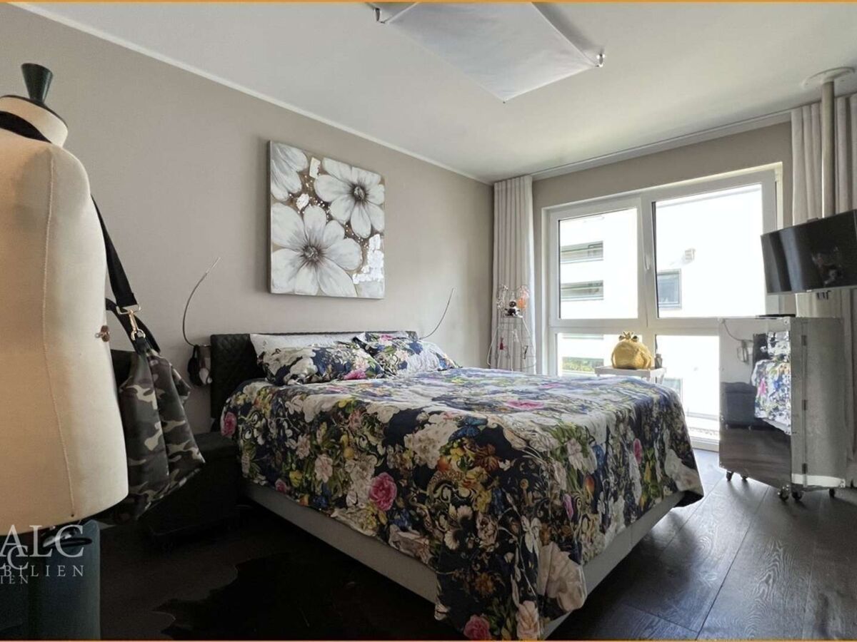 Schlafzimmer 2 