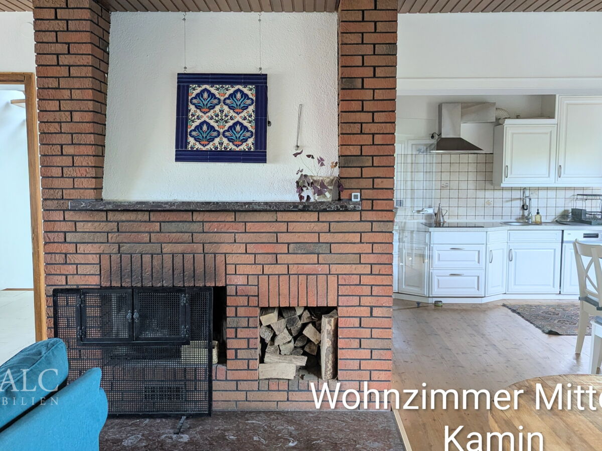 Wohnzimmer Mitte Kamin