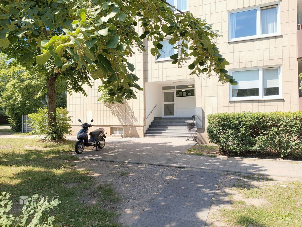 Außenansicht Eingang