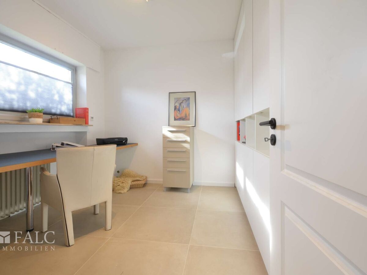 Arbeits-/Kinderzimmer