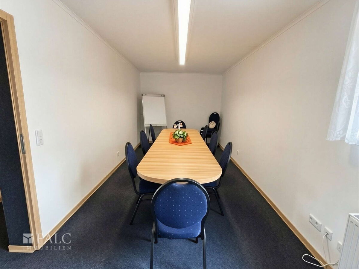 Besprechungszimmer OG