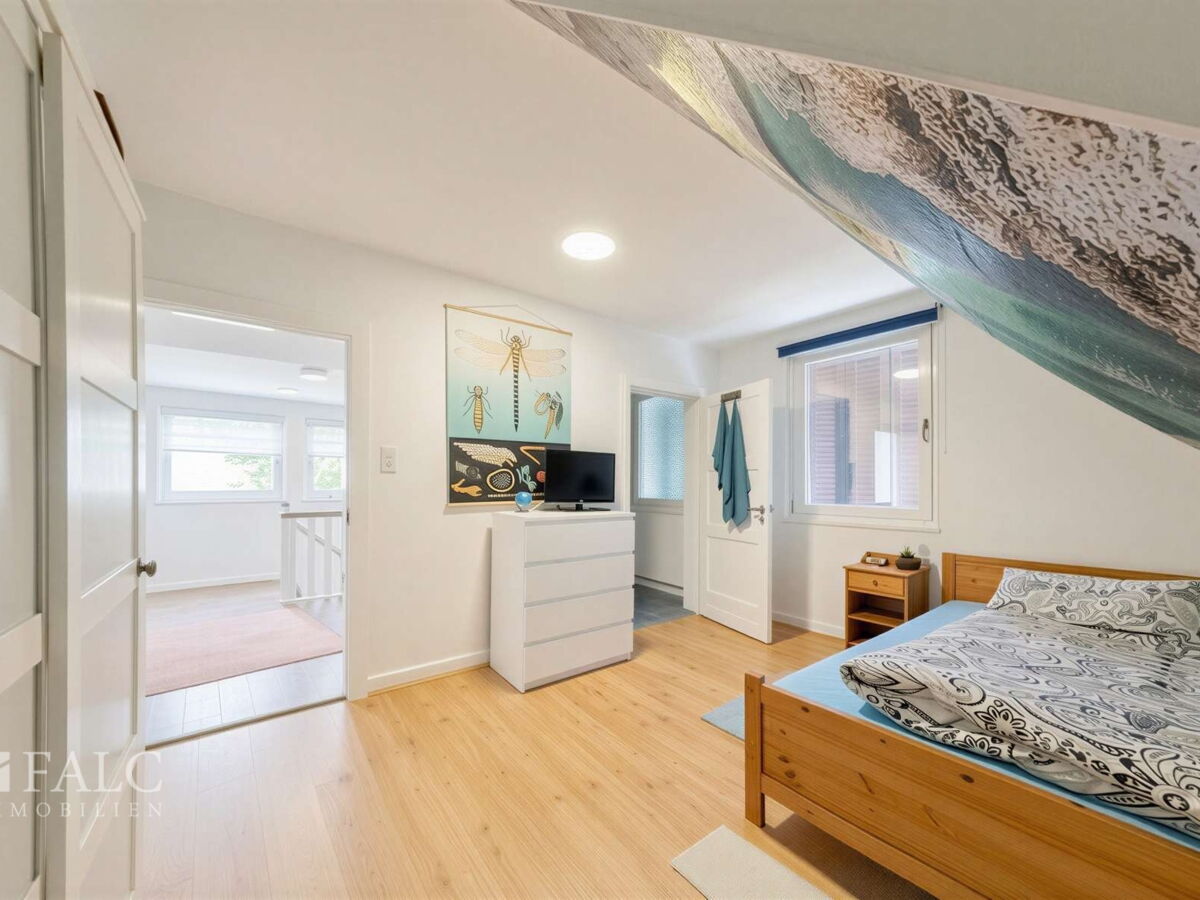 Schlafzimmer DG