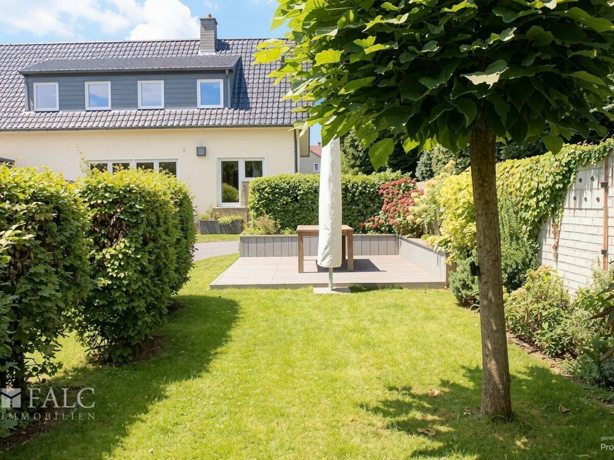 Gartenansicht (KI-optimiert)