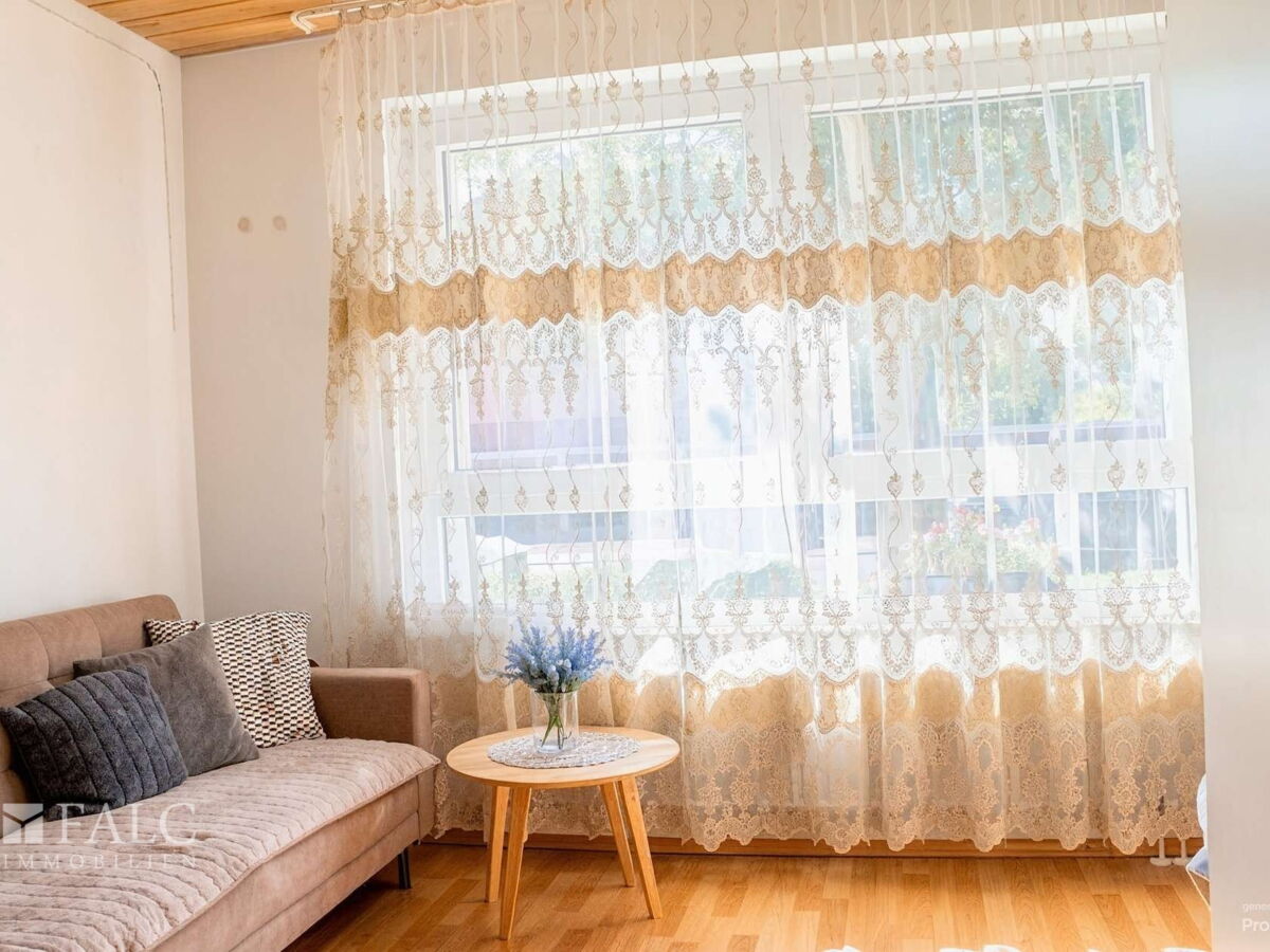 Wohnzimmer zum Balkon 