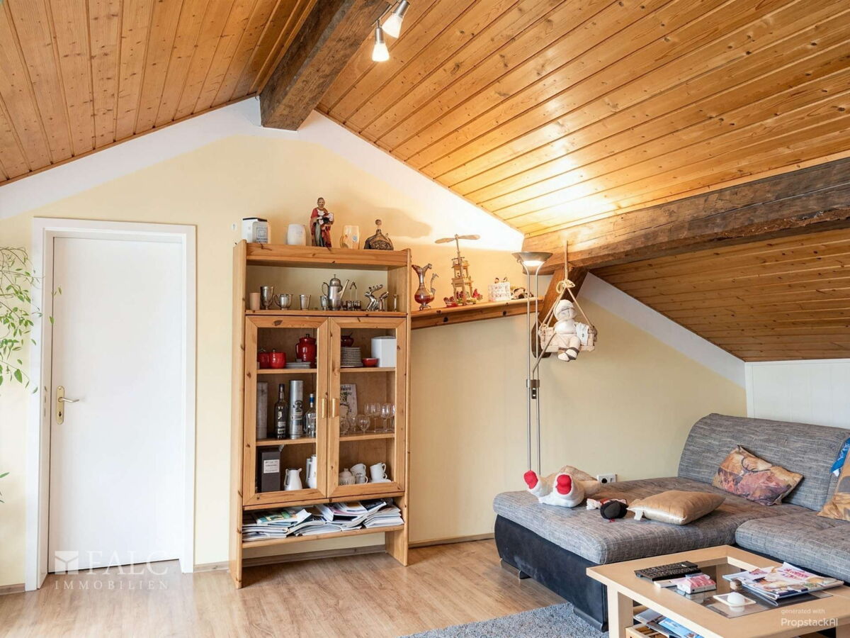 Wohnung 3: DG-Wohnzimmer-2