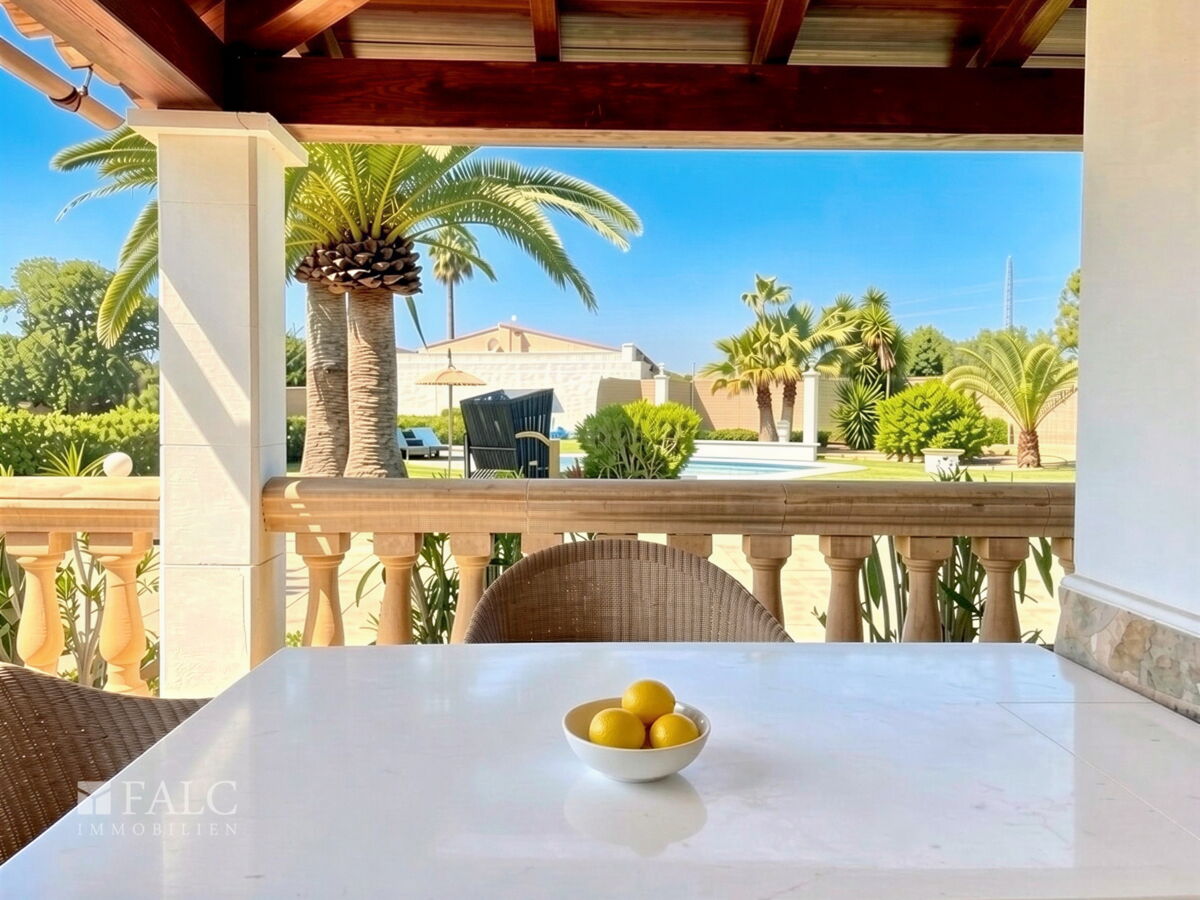 Überdachte Terrasse