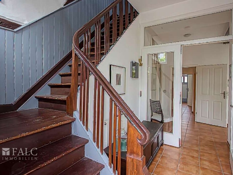 Treppe in das OG