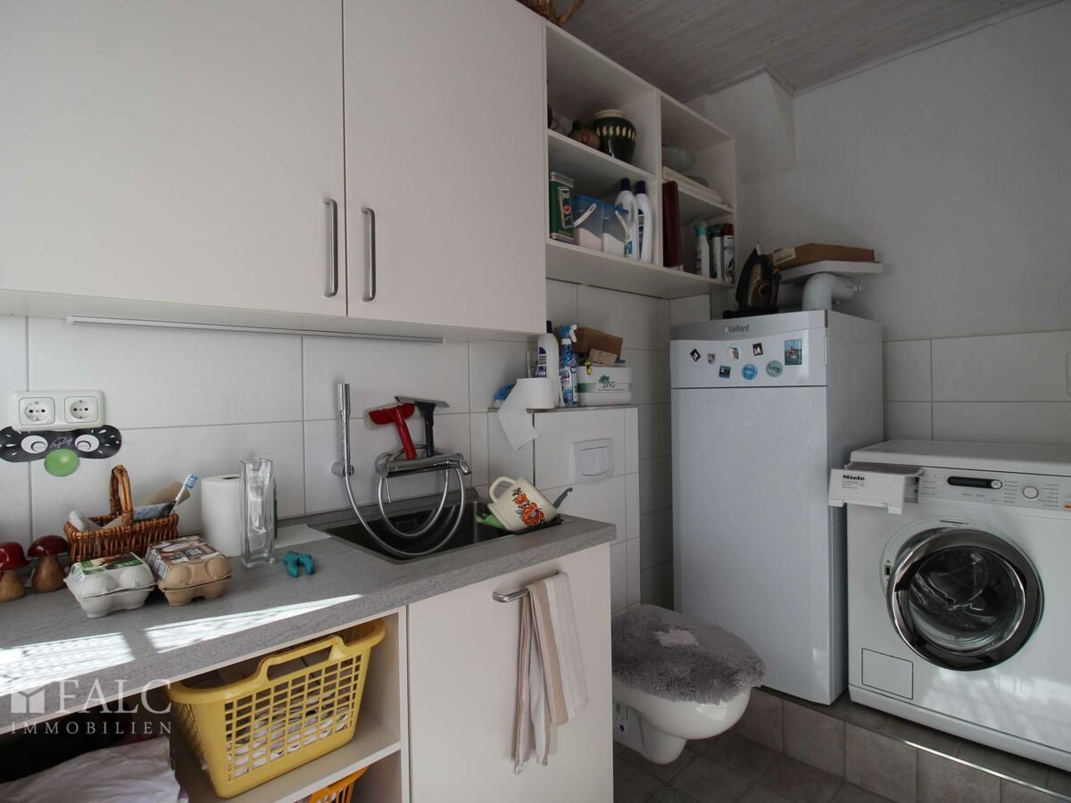 HWR + Outdoor WC