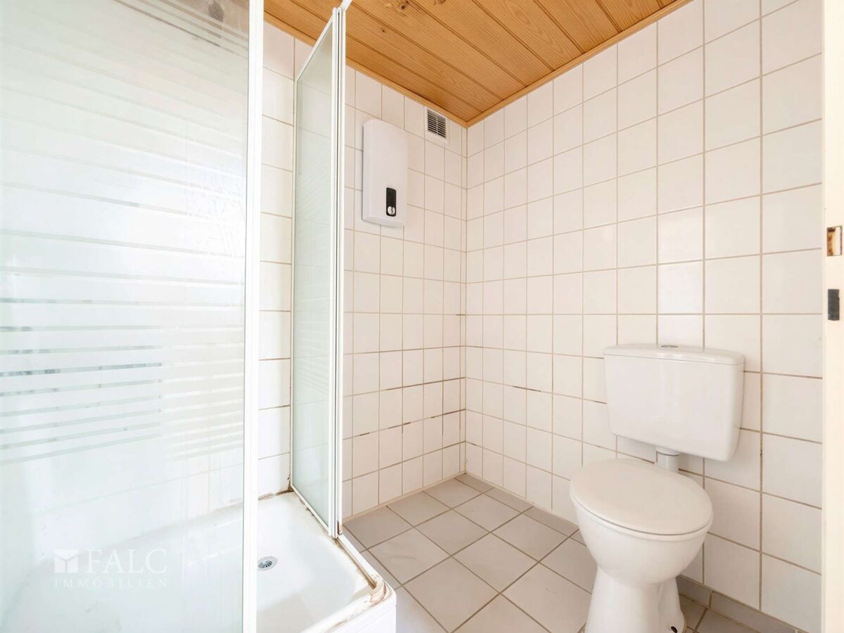 Badezimmer - (KI generiert)