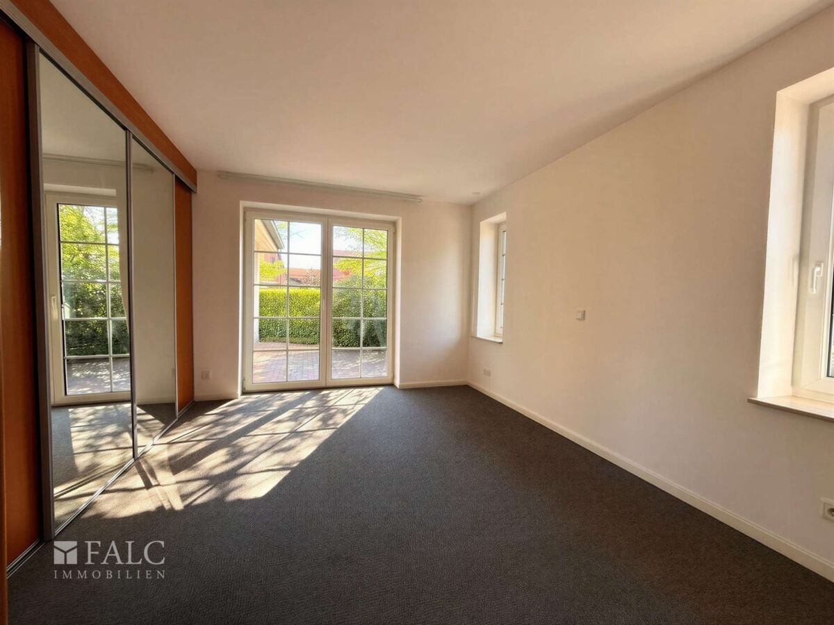 EG-Schlafzimmer -1- Bild 1