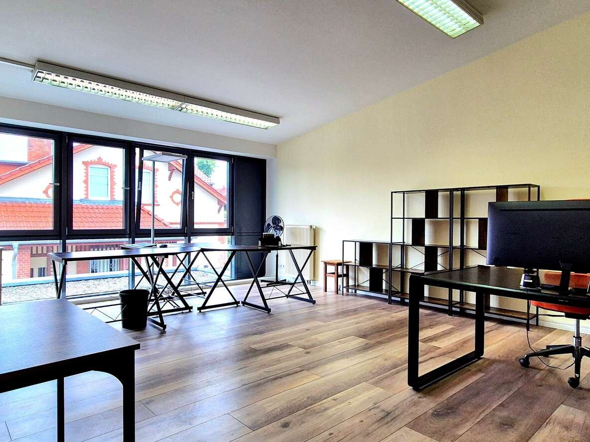 Büro 1