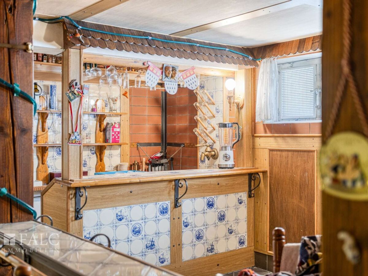 Bar im Partyraum UG