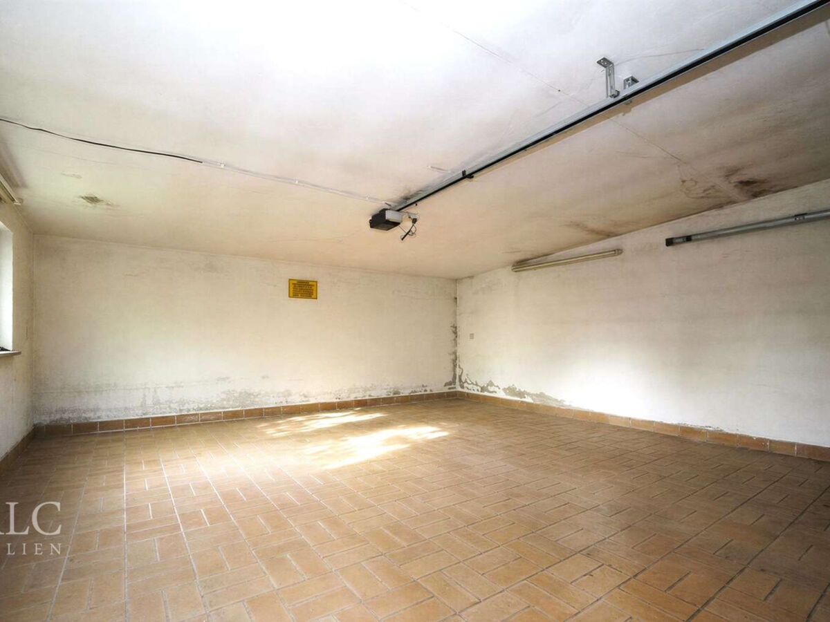 Doppelgarage Obere Einfahrt