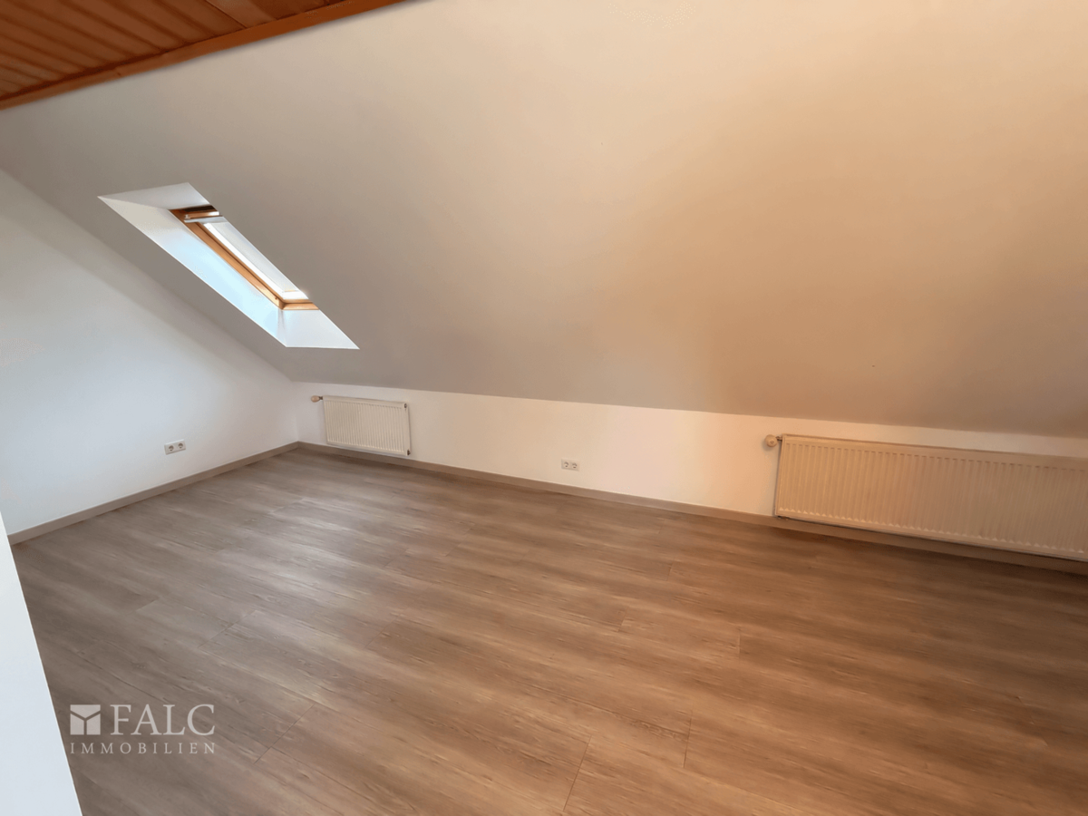 DG Wohnung rechts Bild 1