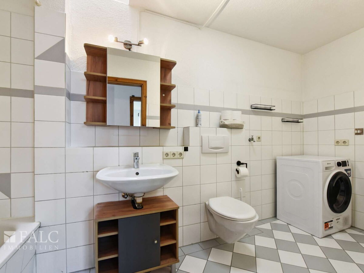 Modernes Badezimmer