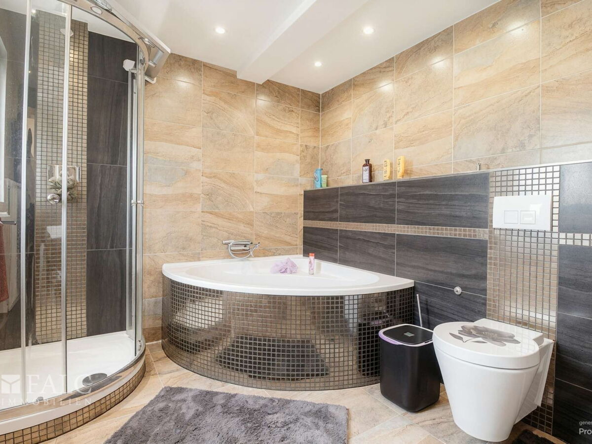 Badezimmer - (KI generiert)