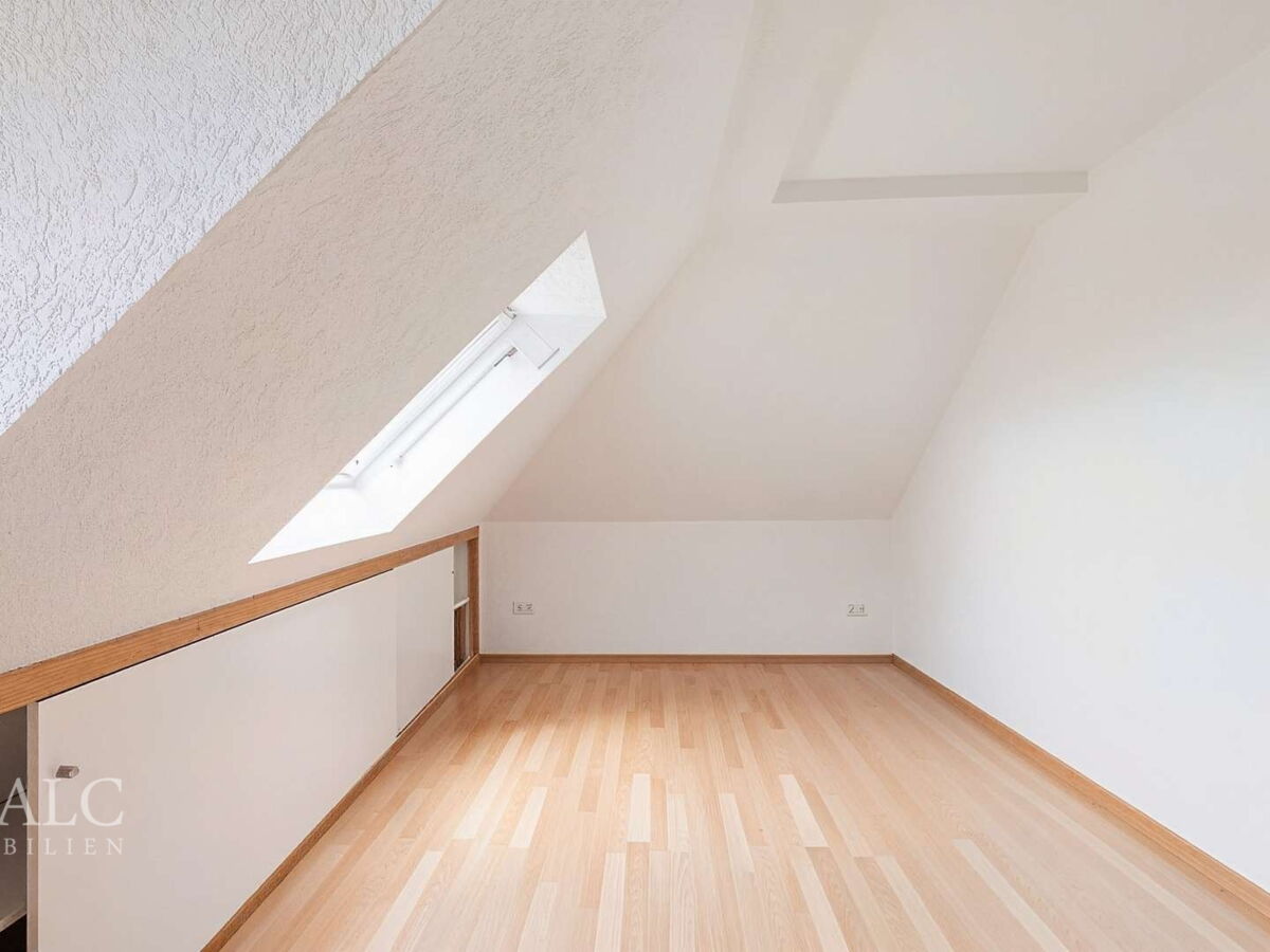 Schlafzimmer DG