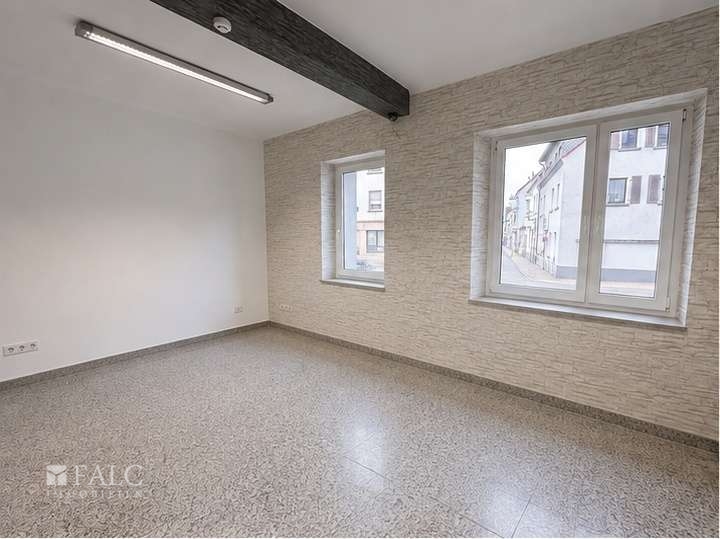 Schöne Erdgeschoss-Wohnung in zentraler Lage! - Foto 3