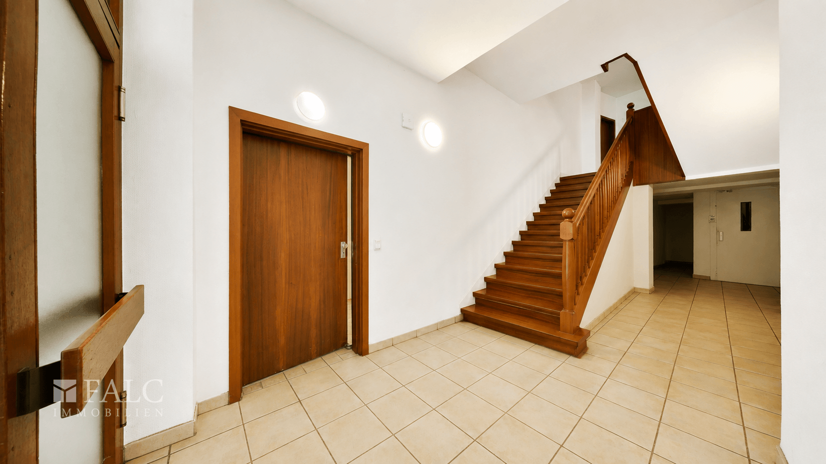 Großzügige 130 m² Erdgeschosswohnung in zentraler Lage von Düsseldorf-Pempelfort - Photo 3