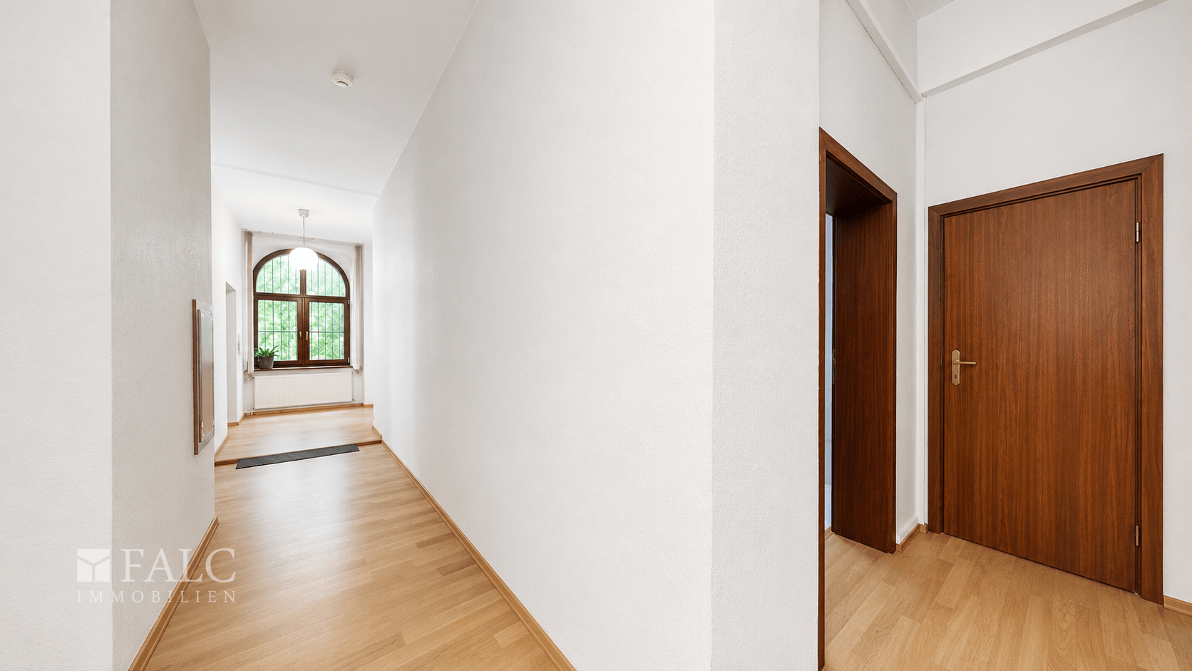 Großzügige 130 m² Erdgeschosswohnung in zentraler Lage von Düsseldorf-Pempelfort - Photo 5