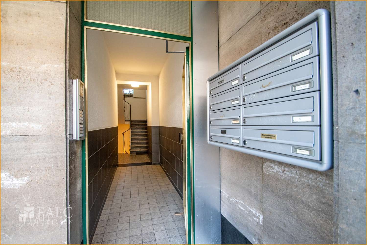 +++1,5 Raum City Appartement mit Balkon in zentraler Lage+++ - Photo 3